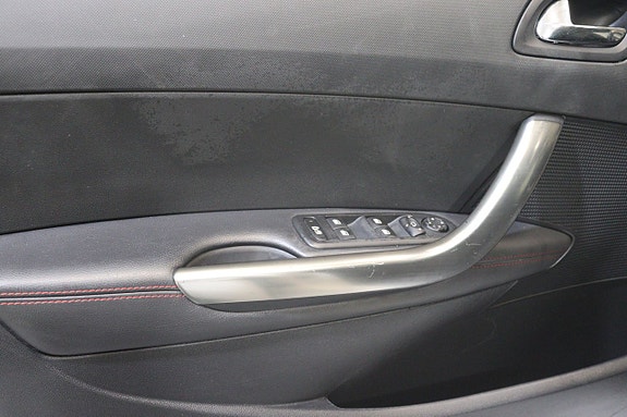 Peugeot 308 15 of 21