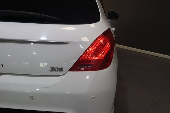 Peugeot 308 10 of 21