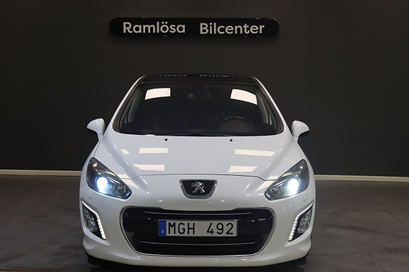 Peugeot 308 3 of 21