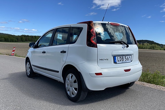 Nissan Note 3 of 5