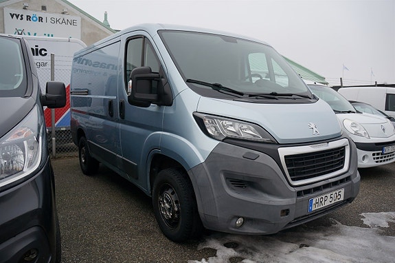 Peugeot Boxer 330 3 of 3