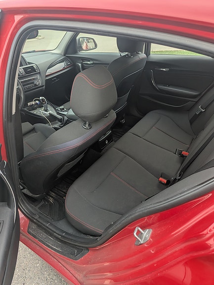 BMW 120d 11 of 17