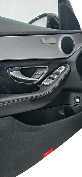 Mercedes-Benz C220 d 14 of 19
