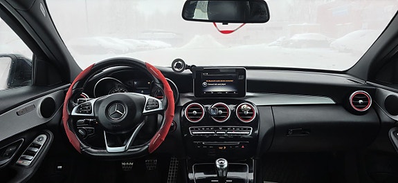 Mercedes-Benz C220 d 16 of 19