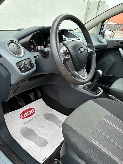 Ford Fiesta 6 of 14
