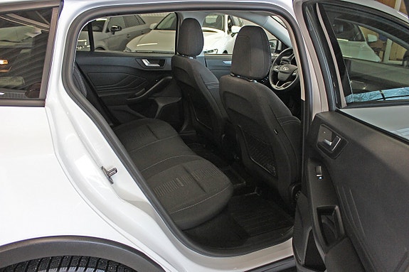 Ford Focus 13 of 17