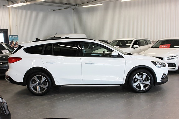 Ford Focus 12 of 17