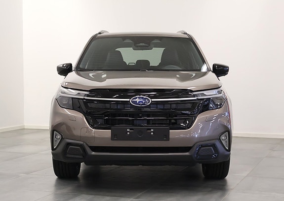 Subaru Forester 3 of 5