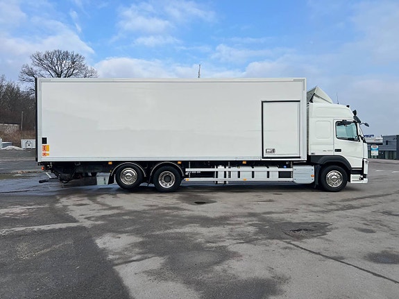 Volvo FM13 460 6x2*4 Skåpbil Kyl/Frysbil Korridorbil, 2-Zons 4 of 5