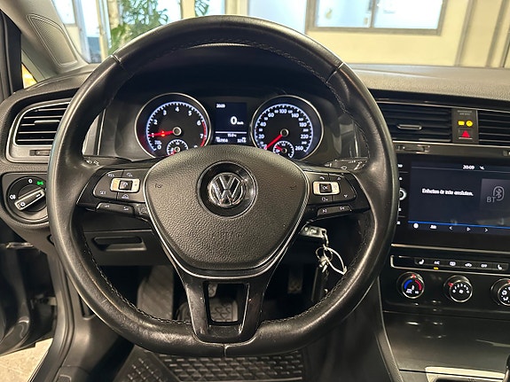 Volkswagen Golf-Serie 10 of 16