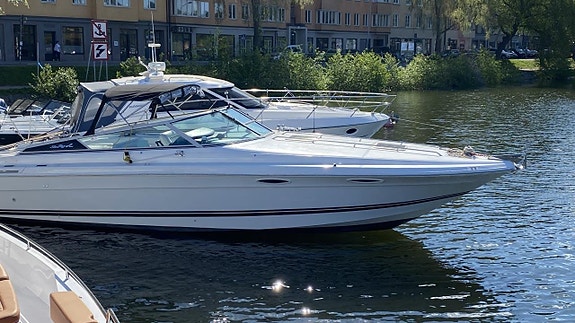 Sea Ray 37 SS med 2x V8 Diesel -90