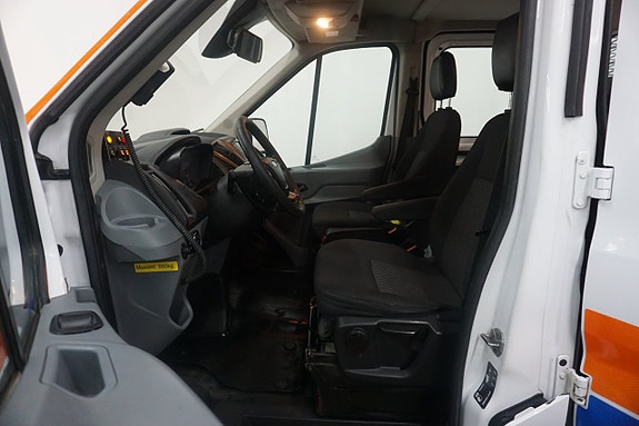 Ford Transit 16 of 24