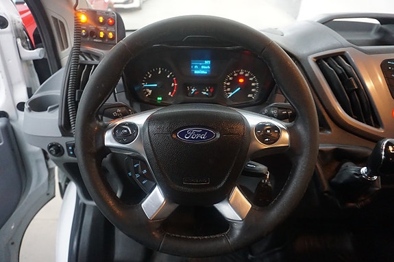 Ford Transit 9 of 24