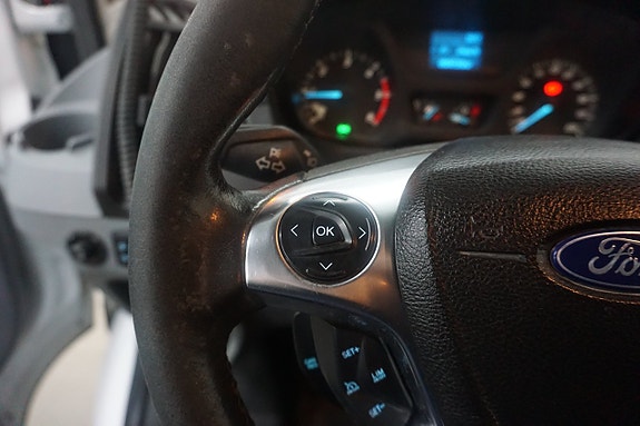 Ford Transit 10 of 24