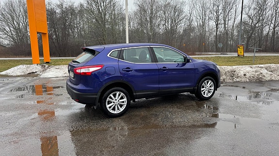 Nissan Qashqai 2 of 5