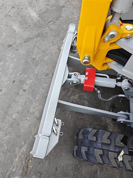 CC2M CC12 minigrävare,3cyl Yanmar,S30, joystick & bomsväng 6 of 9