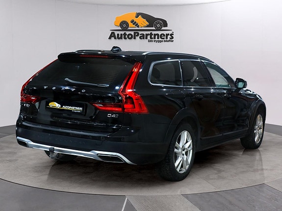 Volvo V90 Cross Country 5 of 5