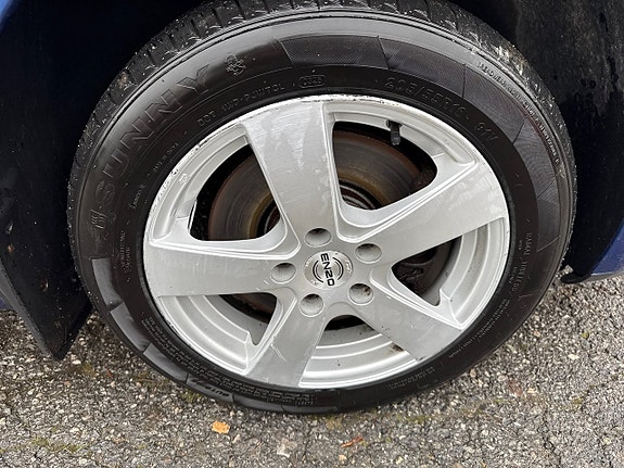 Volkswagen Touran 17 of 21