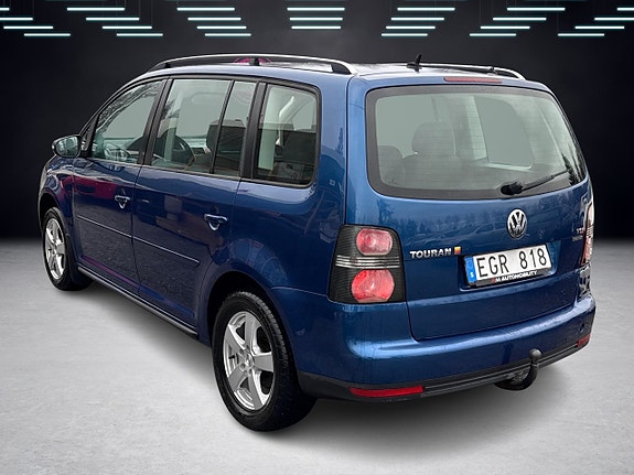 Volkswagen Touran 8 of 21