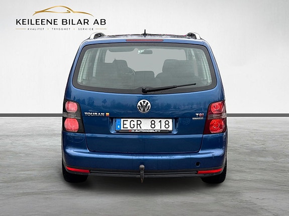 Volkswagen Touran 6 of 21