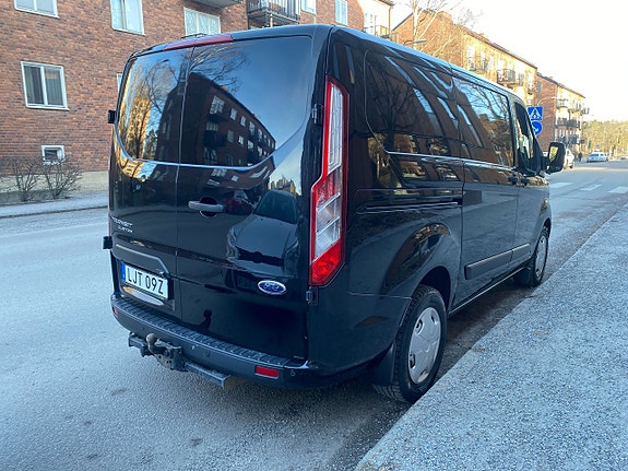 Ford Transit Custom 6 of 20