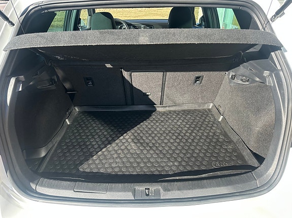 Volkswagen Golf-Serie 9 of 18