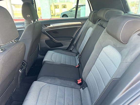 Volkswagen Golf-Serie 18 of 18