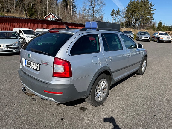 Skoda Octavia Scout 5 of 5
