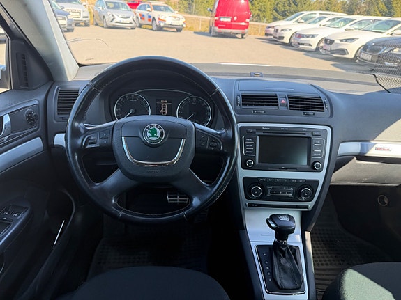 Skoda Octavia Scout 15 of 26