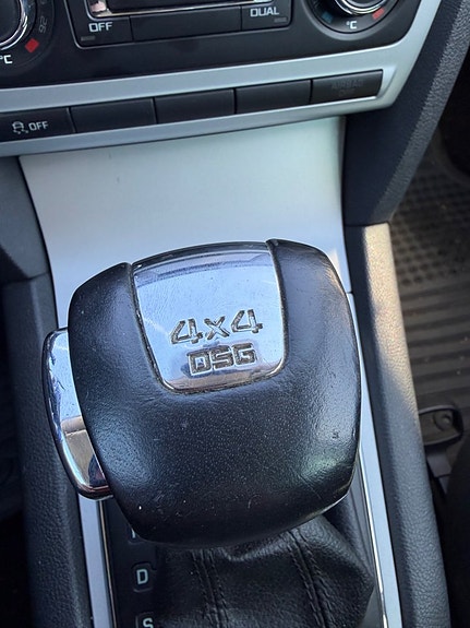 Skoda Octavia Scout 16 of 26