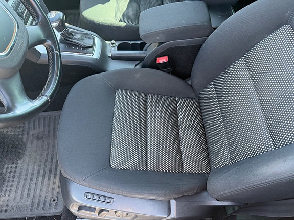 Skoda Octavia Scout 14 of 26