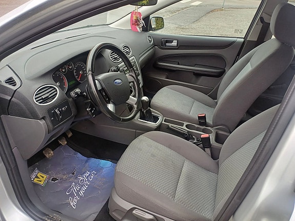 Ford Focus 17 of 19