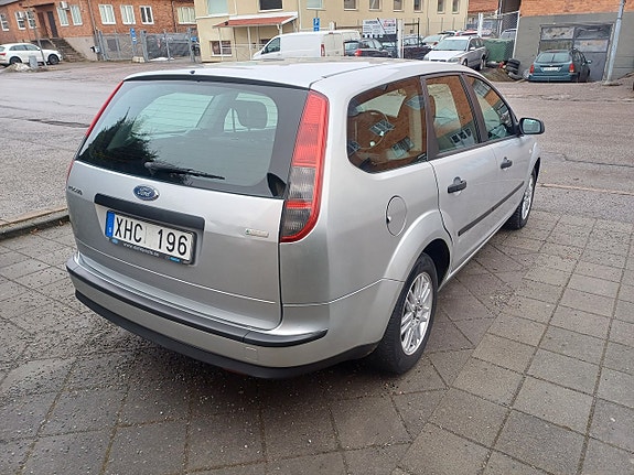 Ford Focus 3 of 19