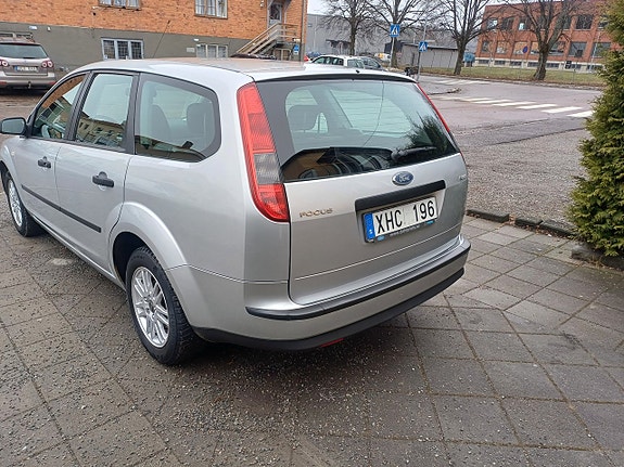 Ford Focus 4 of 19