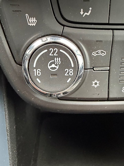 Opel Zafira Tourer 20 of 26