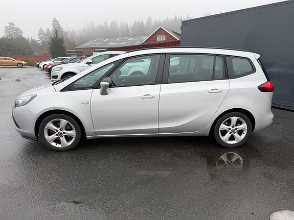 Opel Zafira Tourer 3 of 5