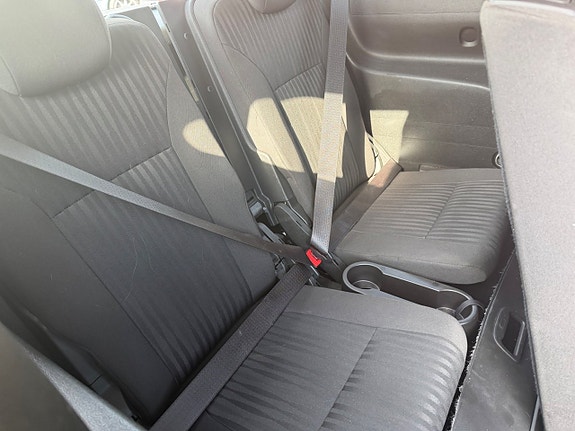 Opel Zafira Tourer 12 of 26