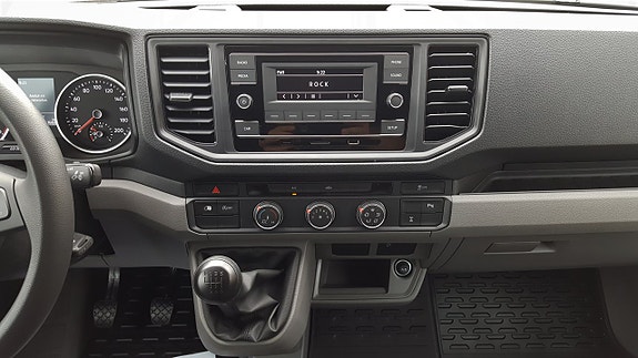 Volkswagen Crafter 16 of 23