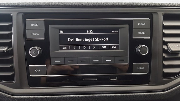 Volkswagen Crafter 19 of 23