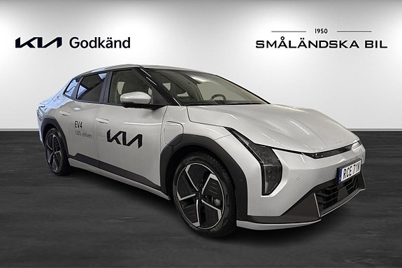Kia EV4 3 of 14