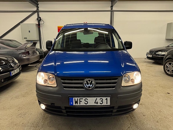 Volkswagen Caddy 2 of 5