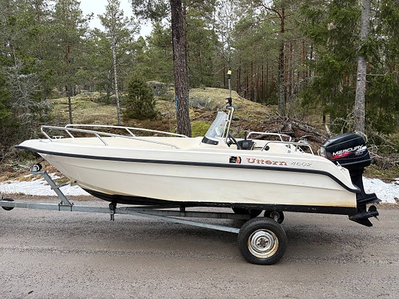 Uttern 4602 Mercury 40Hk -97 ink 30 Trailer