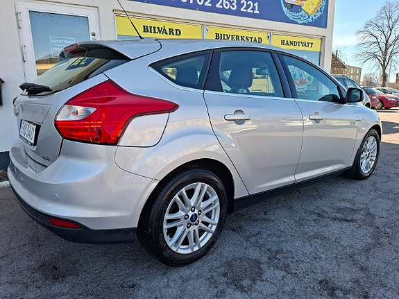 Ford Focus 6 of 11