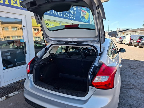 Ford Focus 7 of 11