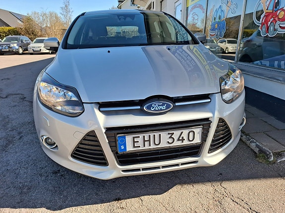 Ford Focus 3 of 5