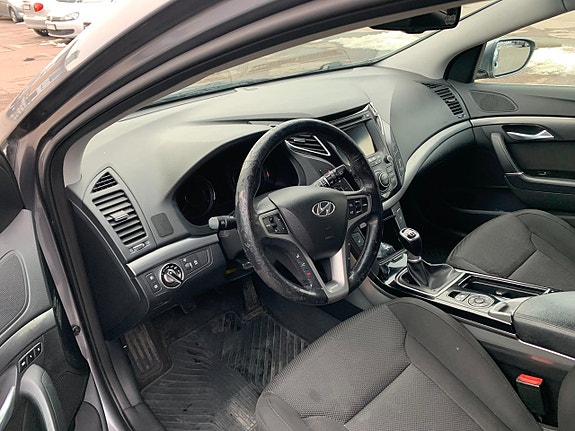 Hyundai i40 12 of 24