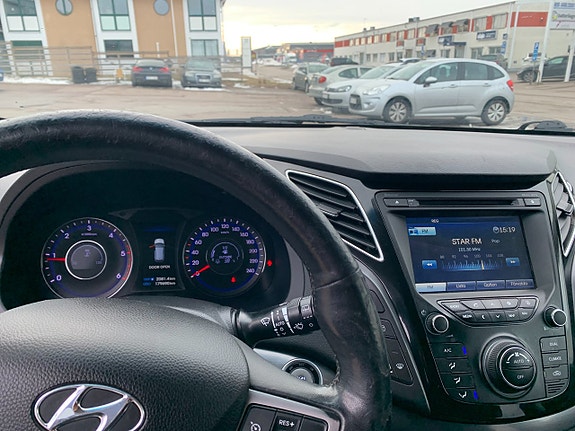 Hyundai i40 13 of 24