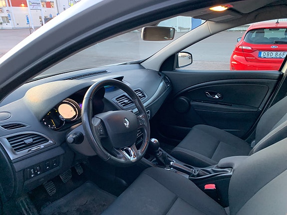 Renault Megane 11 of 16