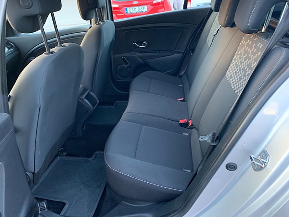 Renault Megane 9 of 16