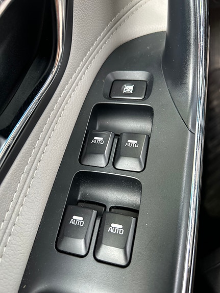 Kia Ceed 2 of 5
